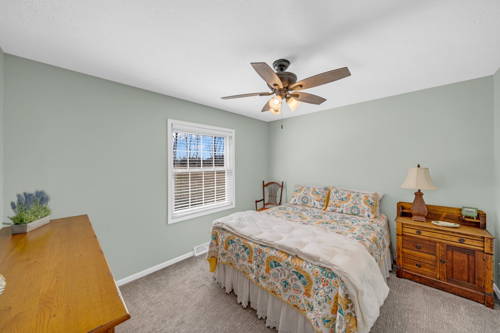 7711 NE 108th Place, Bondurant, Iowa image 13
