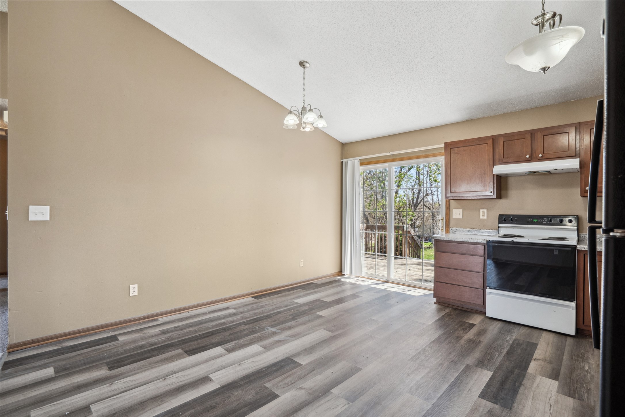 612 Kenyon Avenue, Des Moines, Iowa image 8