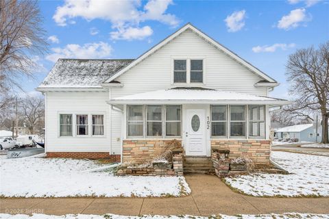 Homes For Sale - 102 S Kennedy Avenue<br/> Madrid, IA 50156