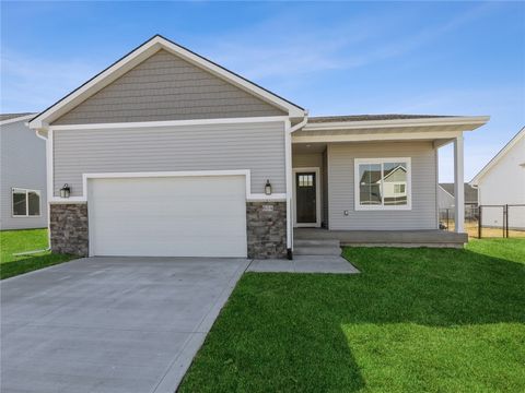 Single Family Residence in Dallas Center IA 604 Oak Court.jpg