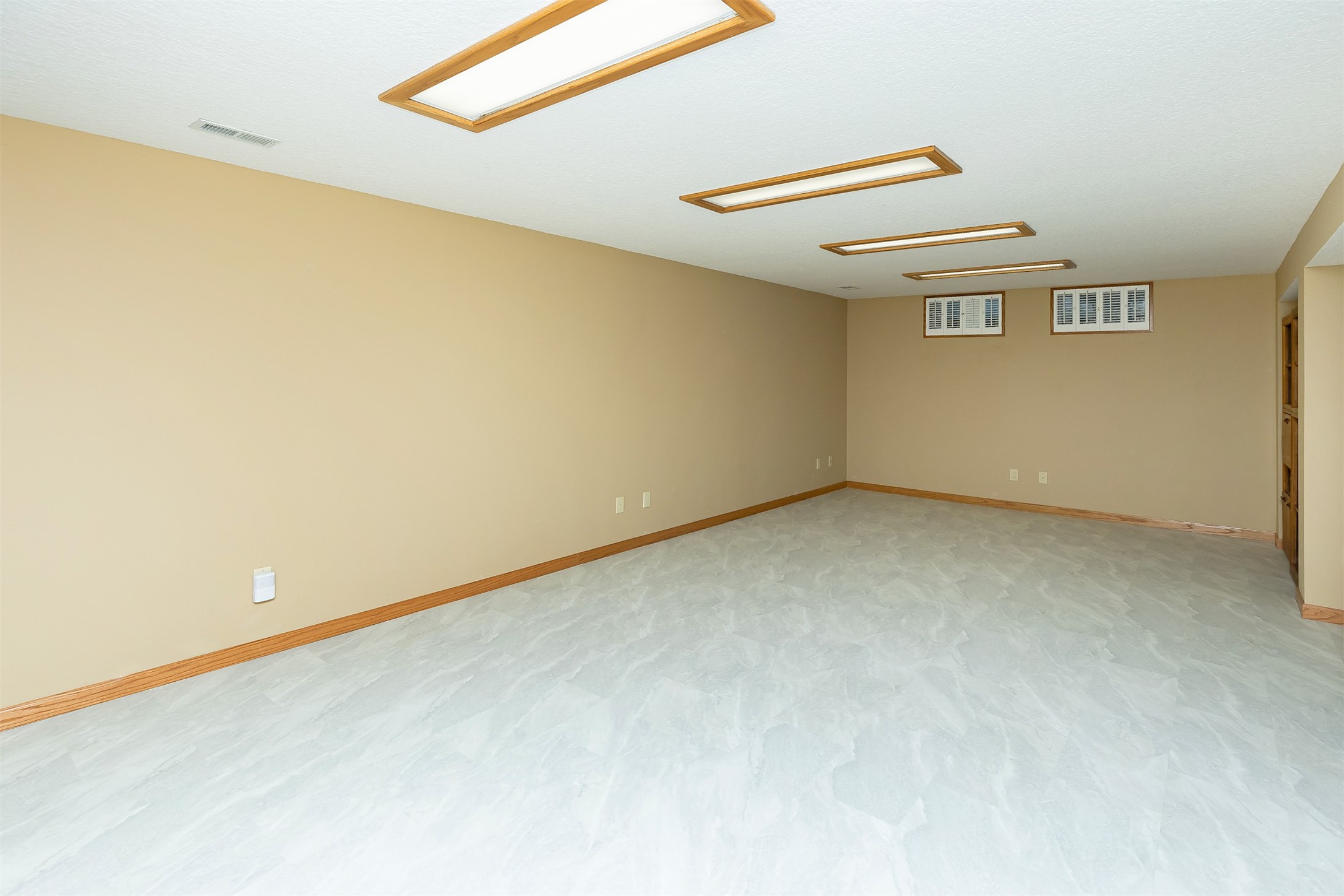 4630 Stonebridge Road, West Des Moines, Iowa image 29