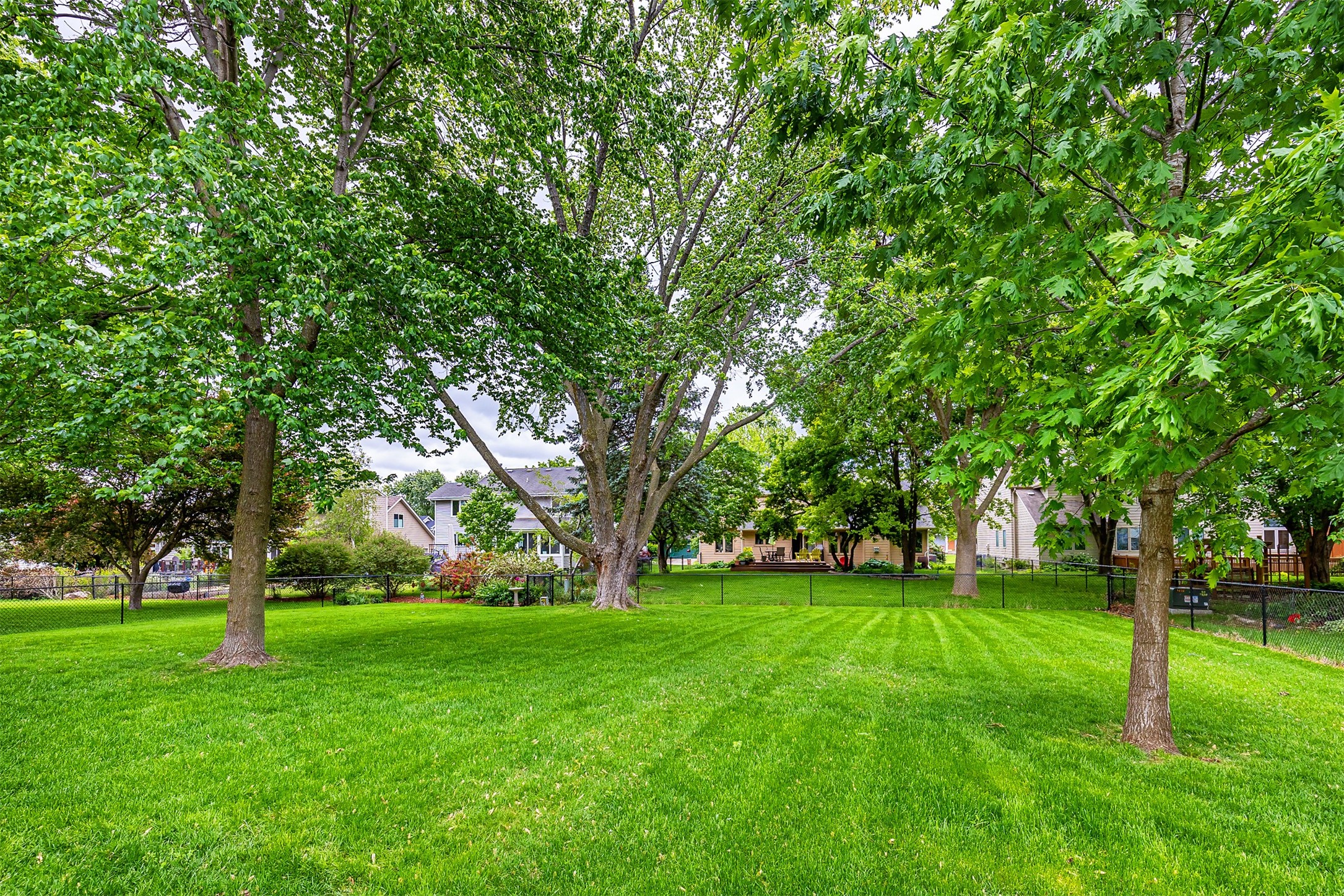 4630 Stonebridge Road, West Des Moines, Iowa image 2