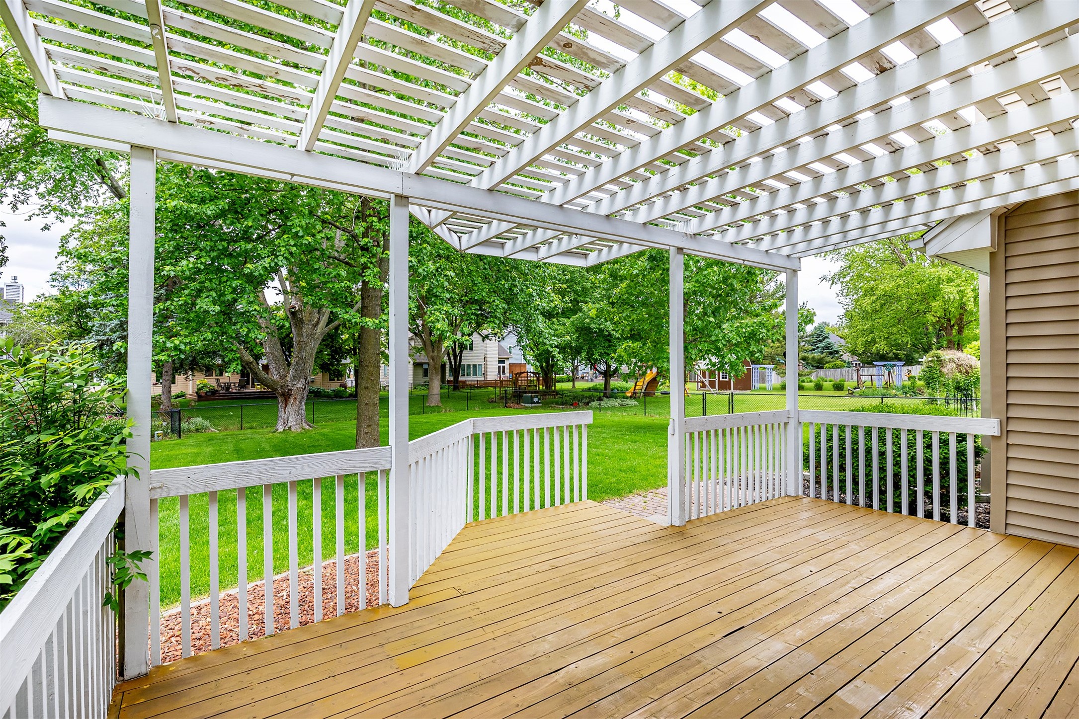 4630 Stonebridge Road, West Des Moines, Iowa image 3