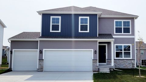 2904 Plum Drive Norwalk IA 50211
