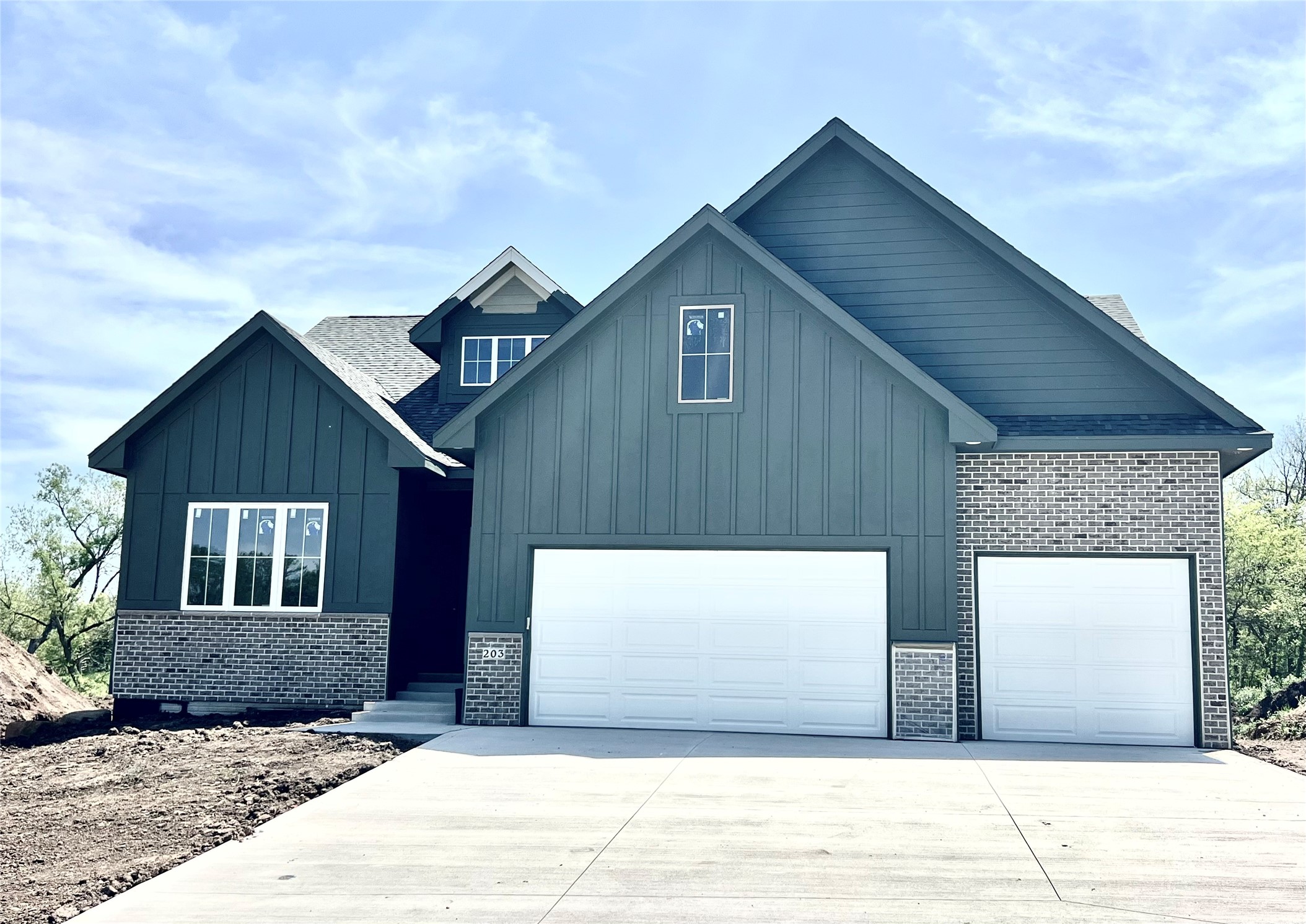 203 Hudson Avenue, Van Meter, Iowa image 1