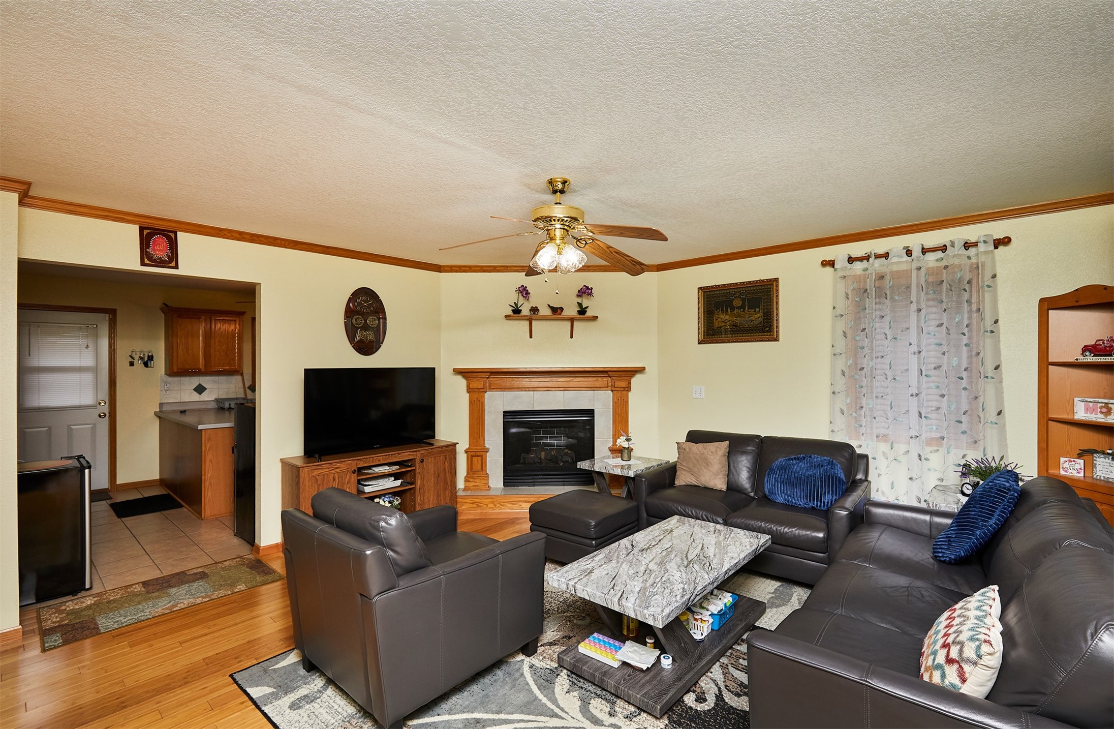 1236 63rd Street, Windsor Heights, Iowa image 6