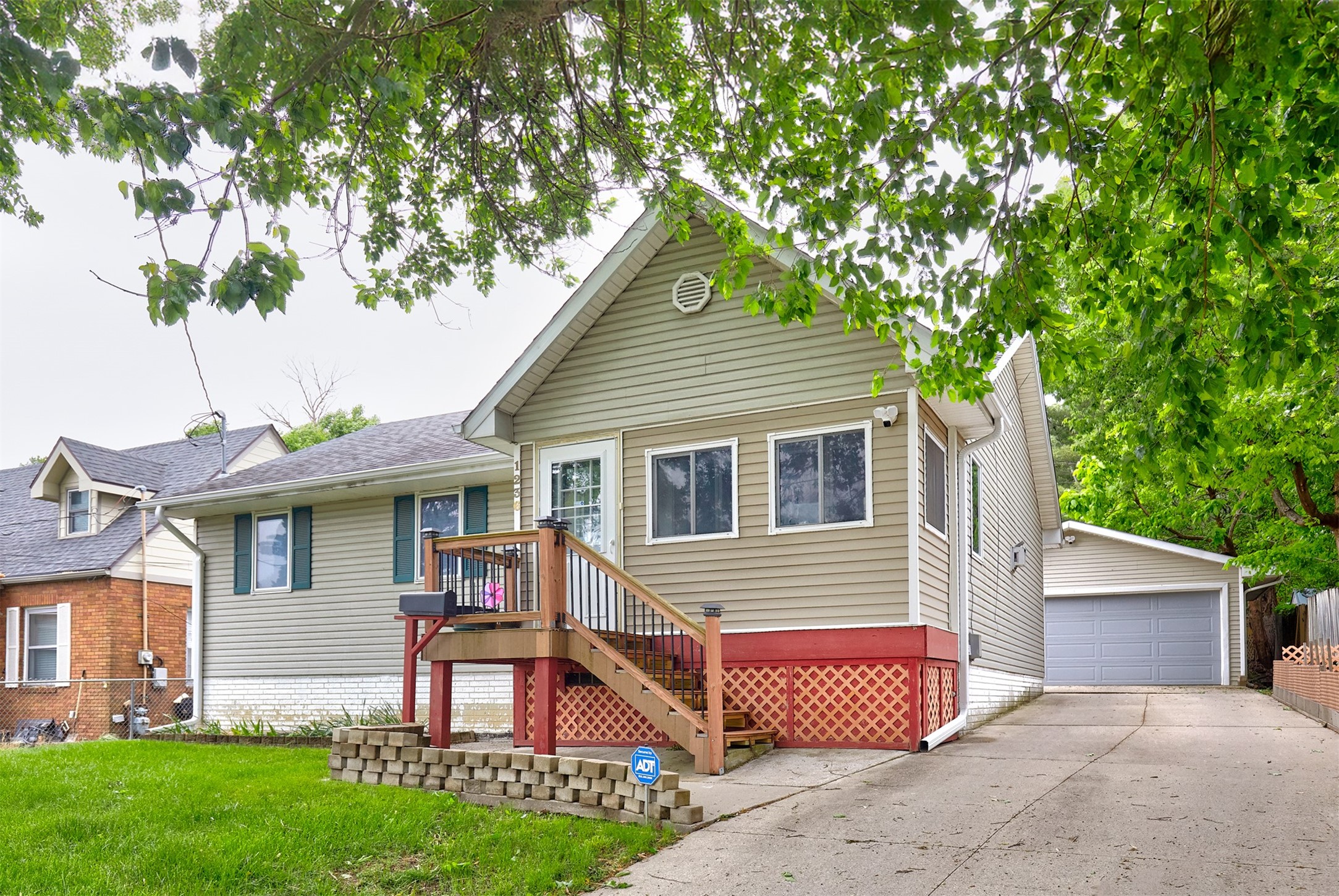 1236 63rd Street, Windsor Heights, Iowa image 1