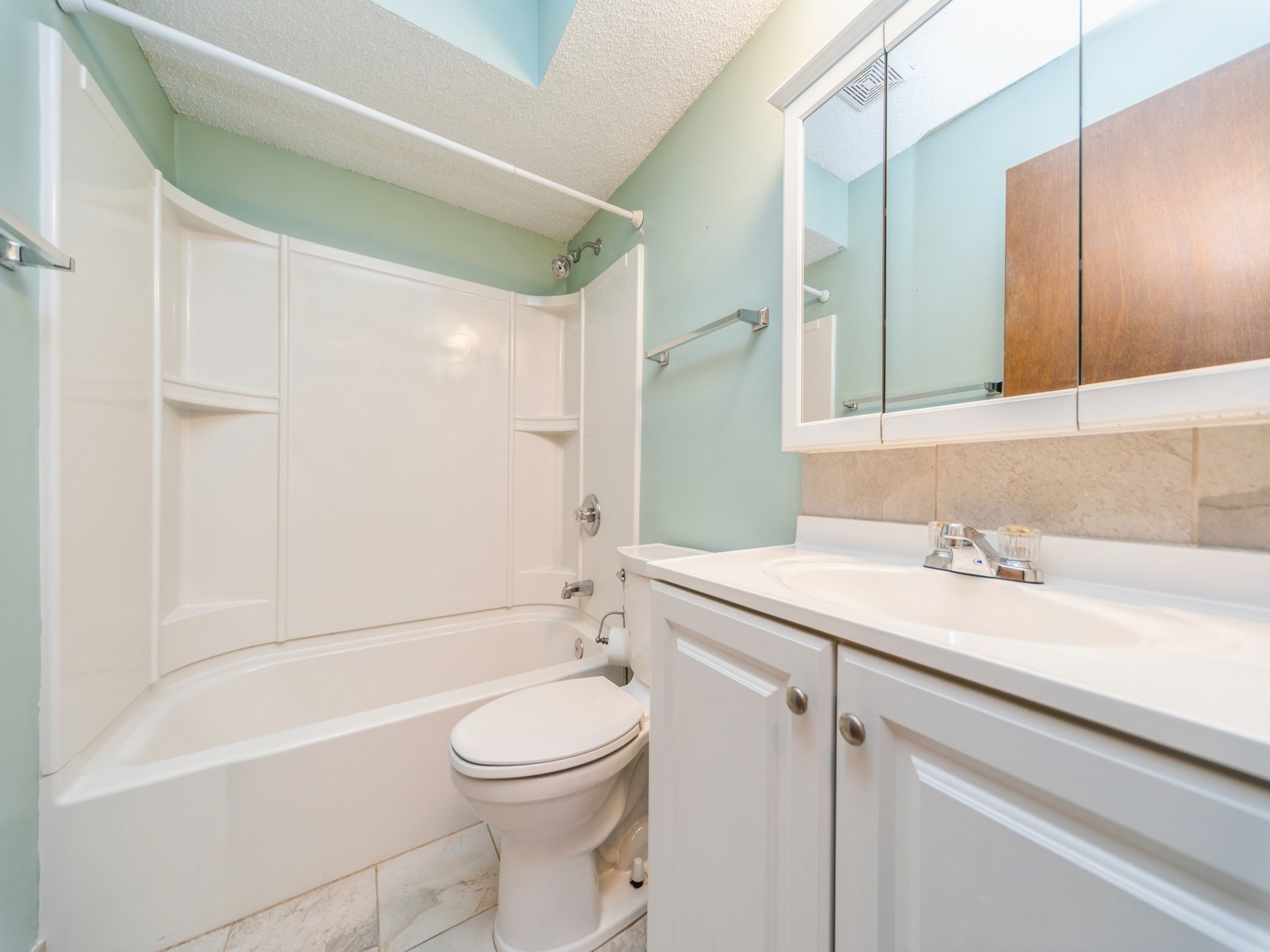 5200 Twana Drive, Des Moines, Iowa image 16