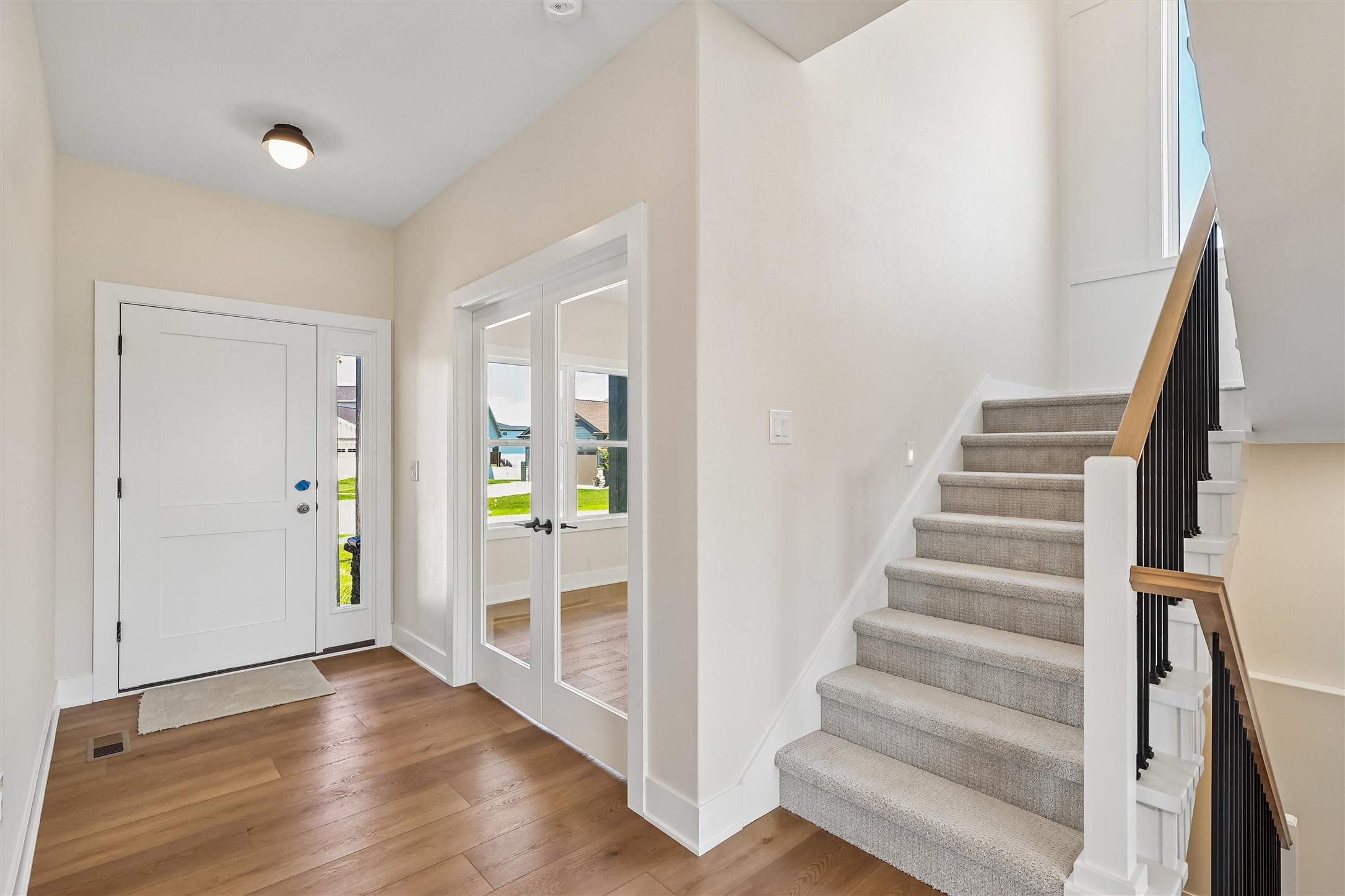 250 NW Copperleaf Court