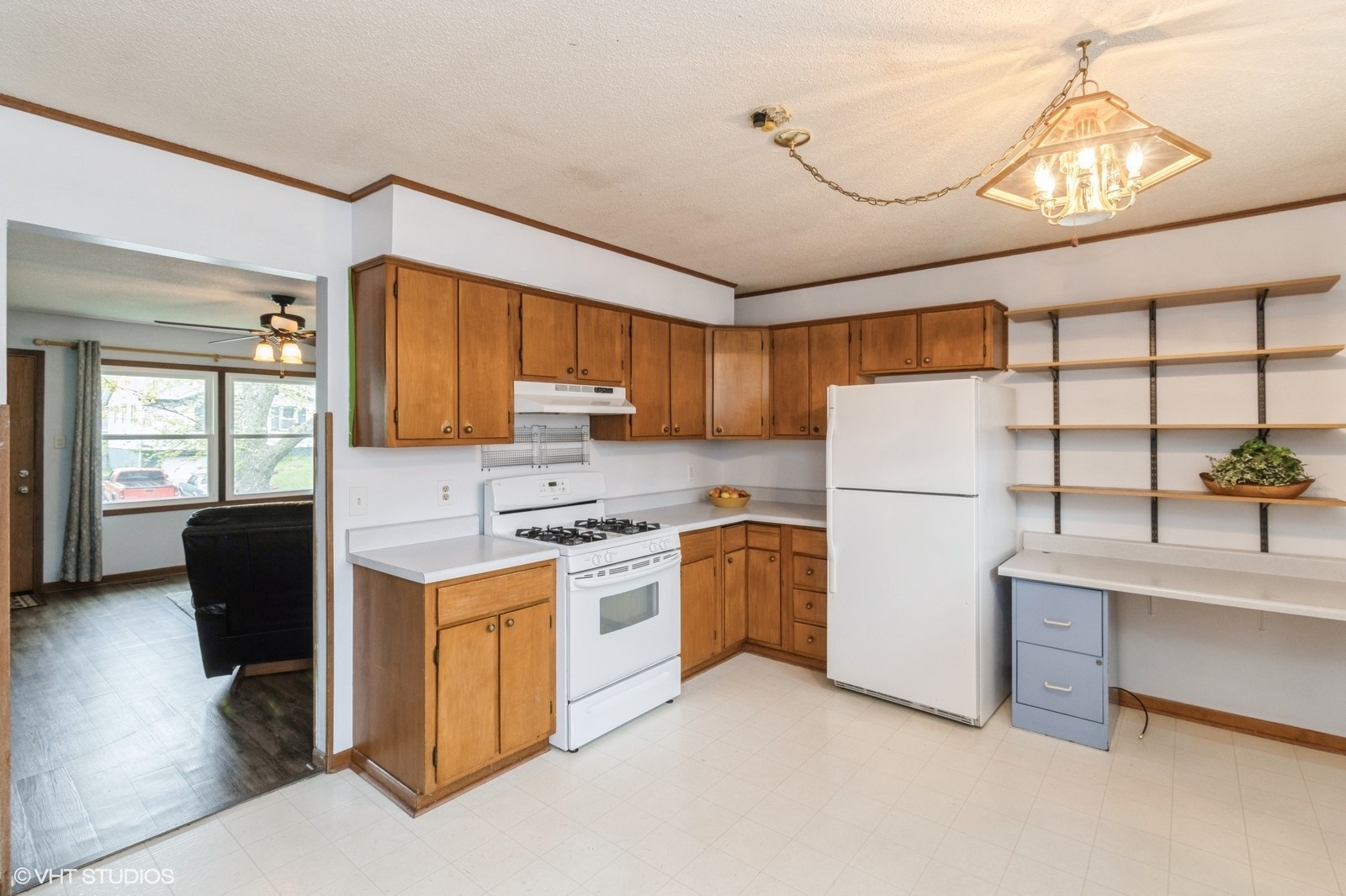 4641 Wakonda Drive, Norwalk, Iowa image 15