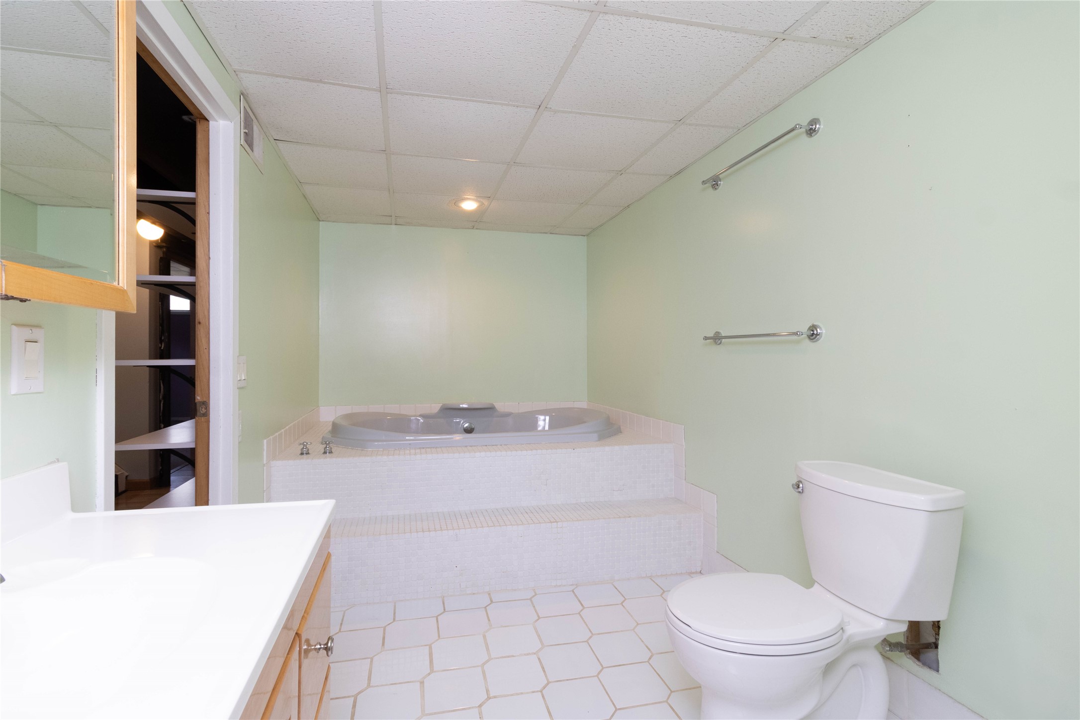 1000 E Watrous Avenue, Des Moines, Iowa image 23
