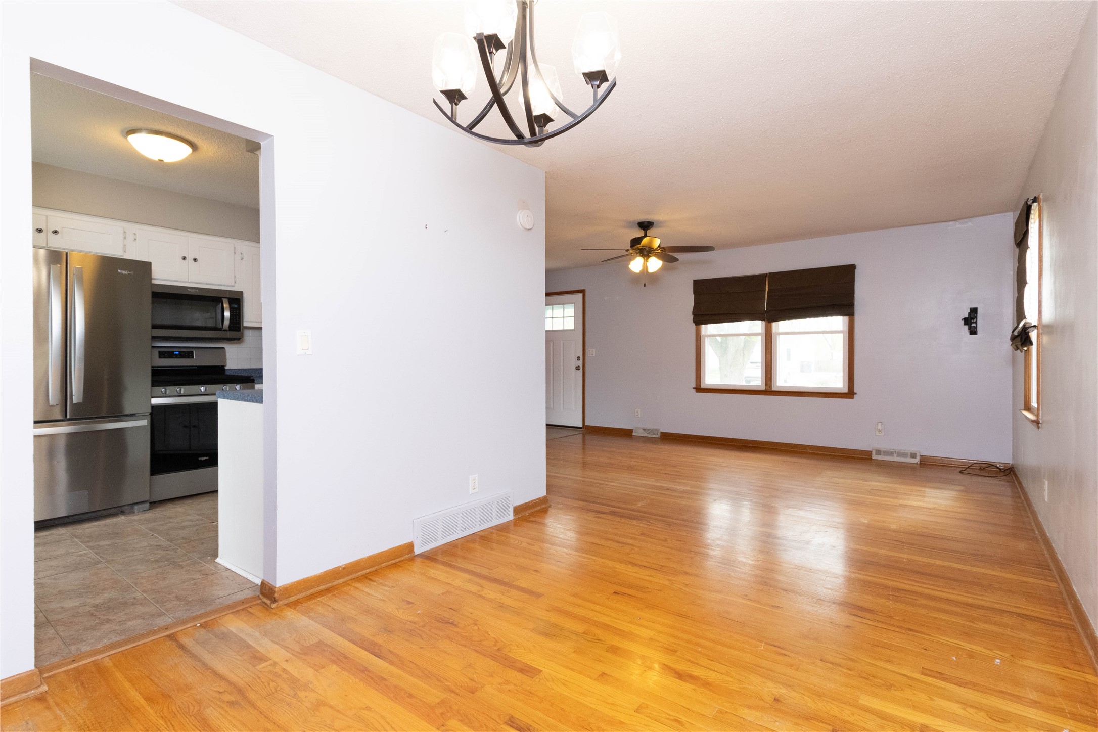 1000 E Watrous Avenue, Des Moines, Iowa image 11