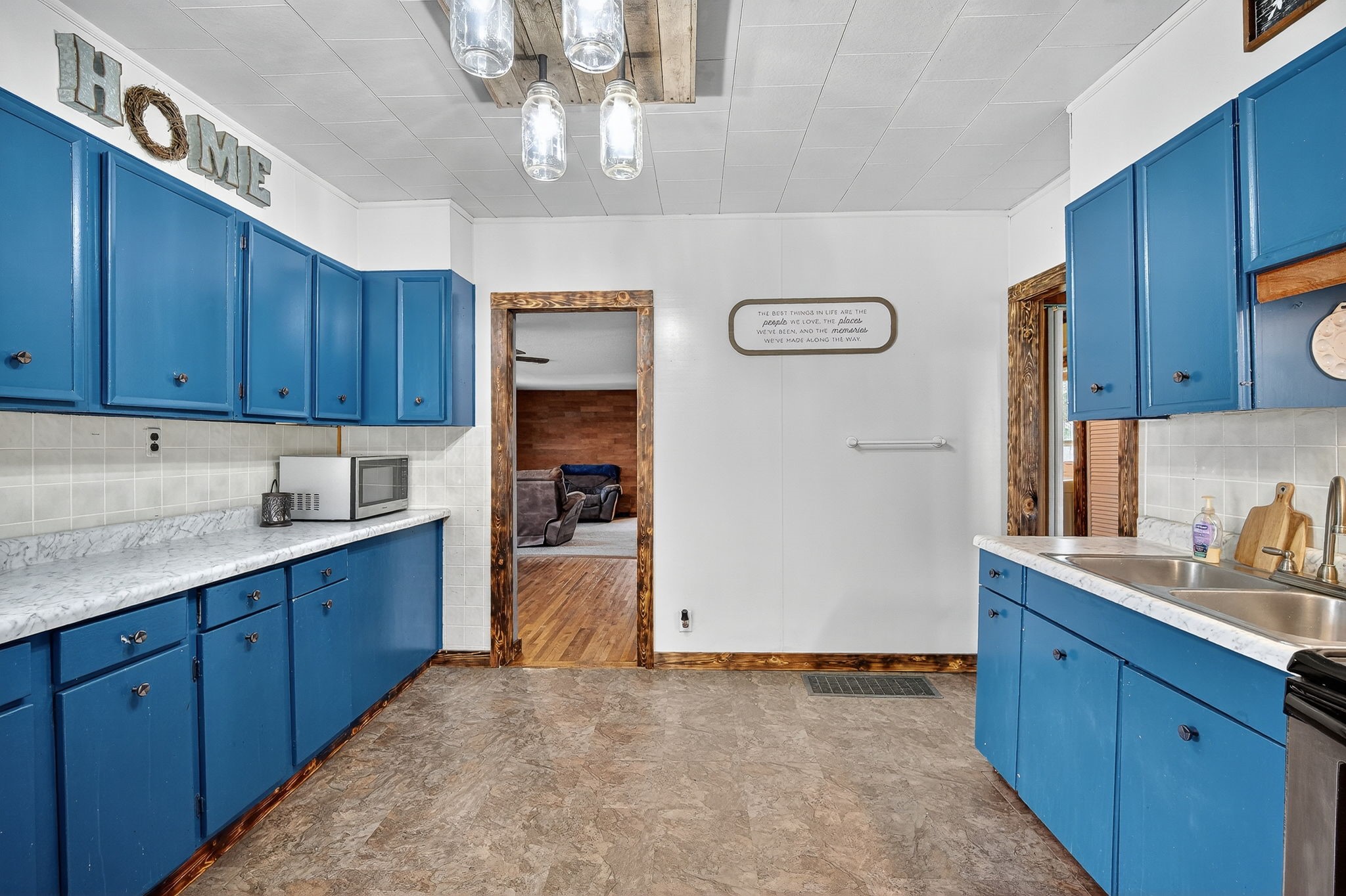 306 NW 2nd Street