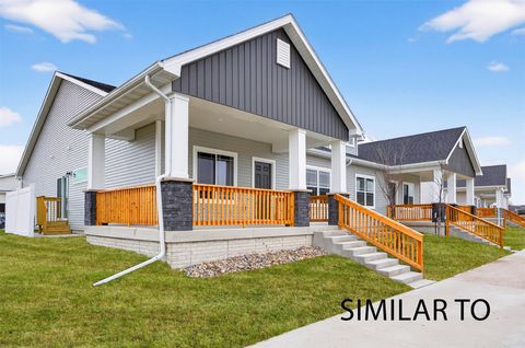 Condo For Sale - 9717 Regatta Lane<br/> Johnston, IA 50131