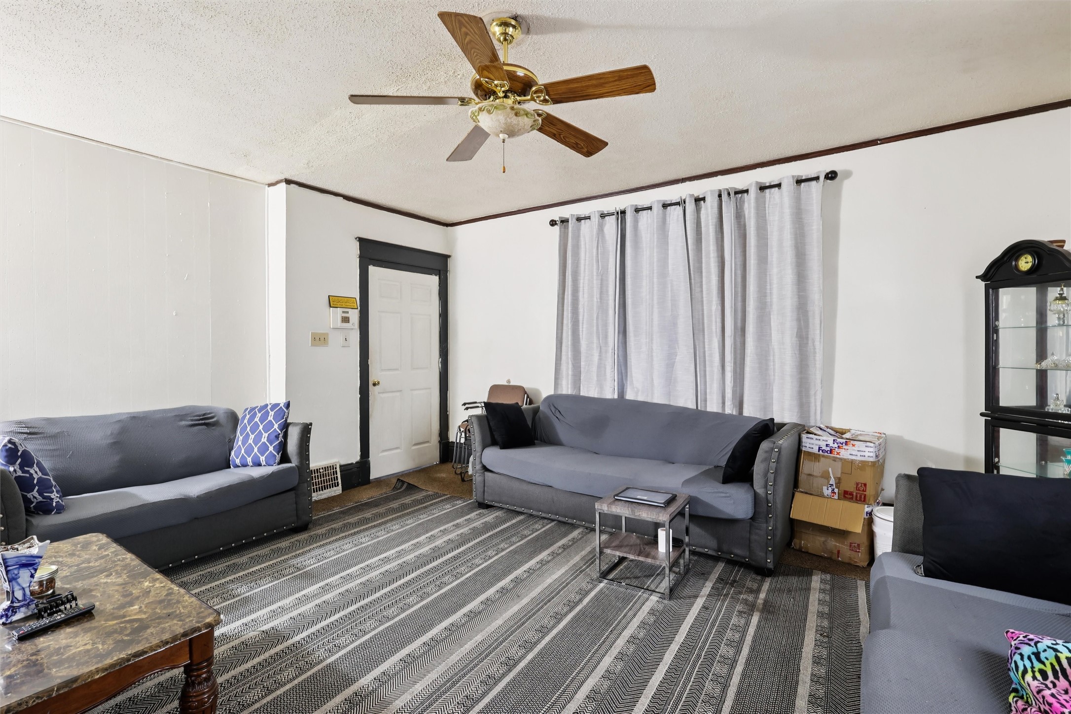 2126 University Avenue