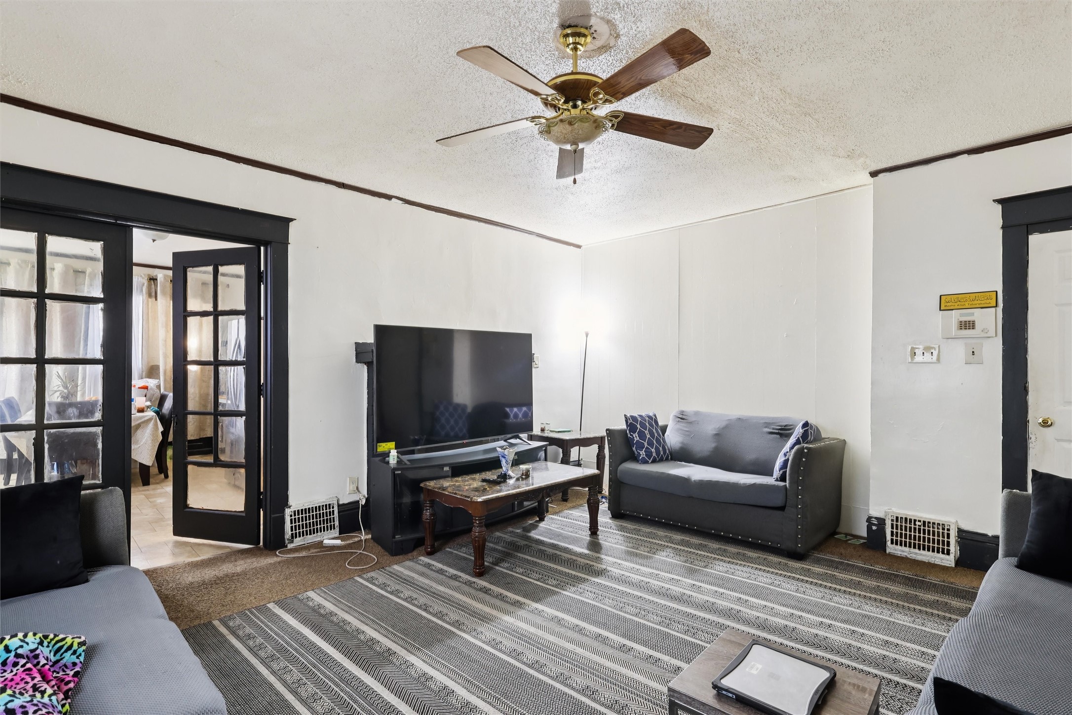 2126 University Avenue