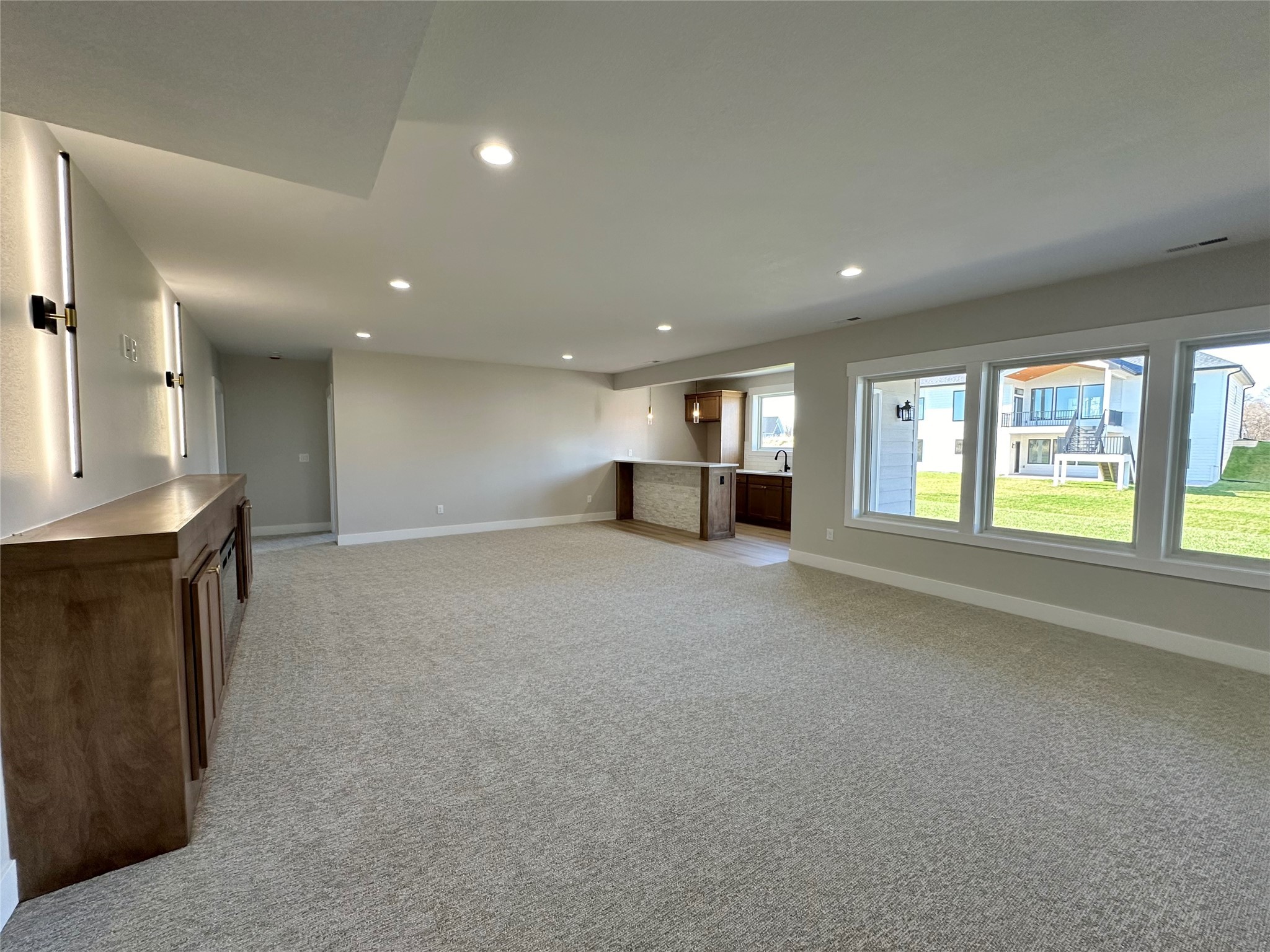 17409 North Valley Drive, Urbandale, Iowa image 33