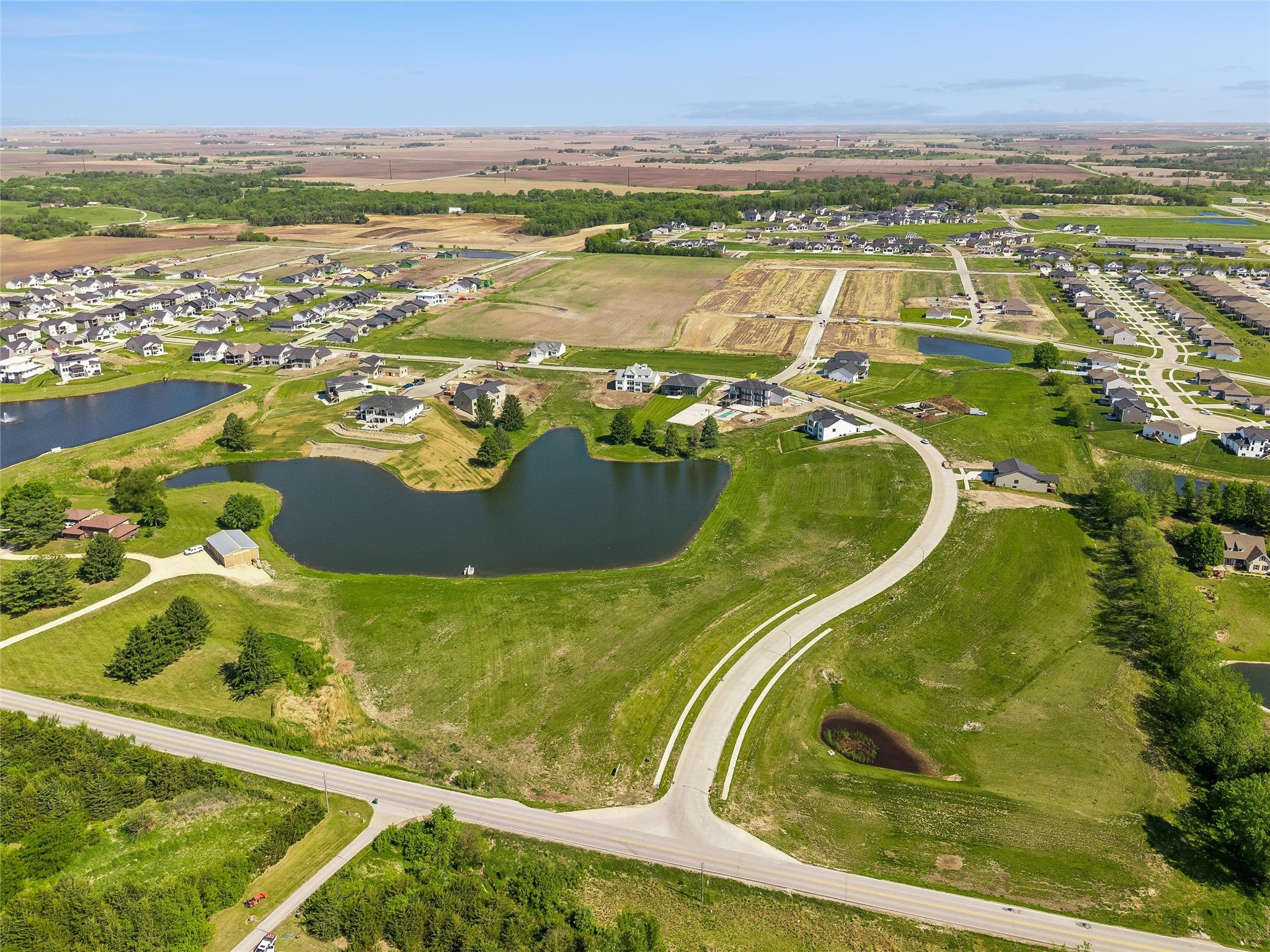 Urbandale, Iowa, 50263, United States, 6 Bedrooms Bedrooms, ,5 BathroomsBathrooms,Residential,Active,2032448