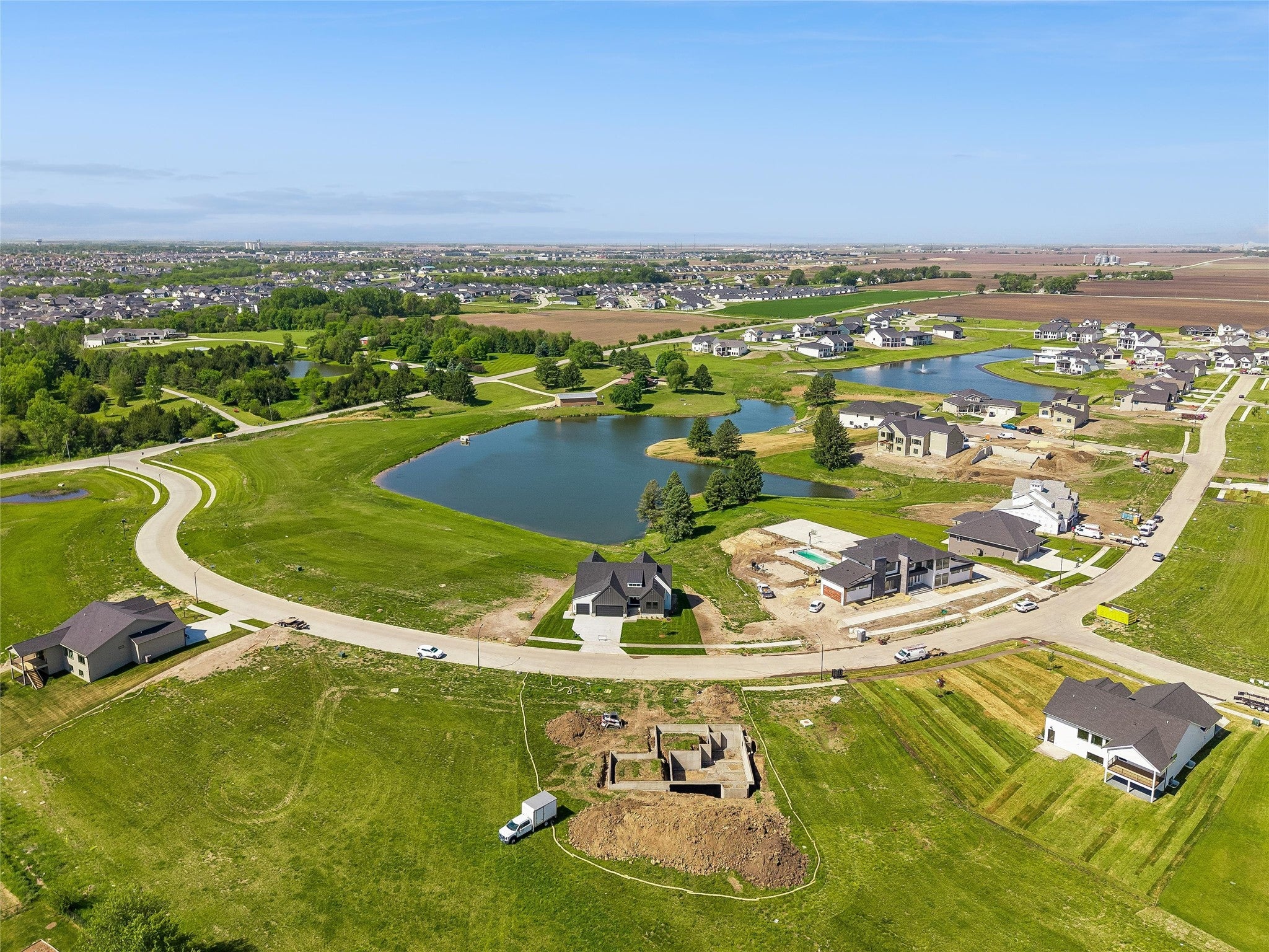 Urbandale, Iowa, 50263, United States, 6 Bedrooms Bedrooms, ,5 BathroomsBathrooms,Residential,Active,2032448