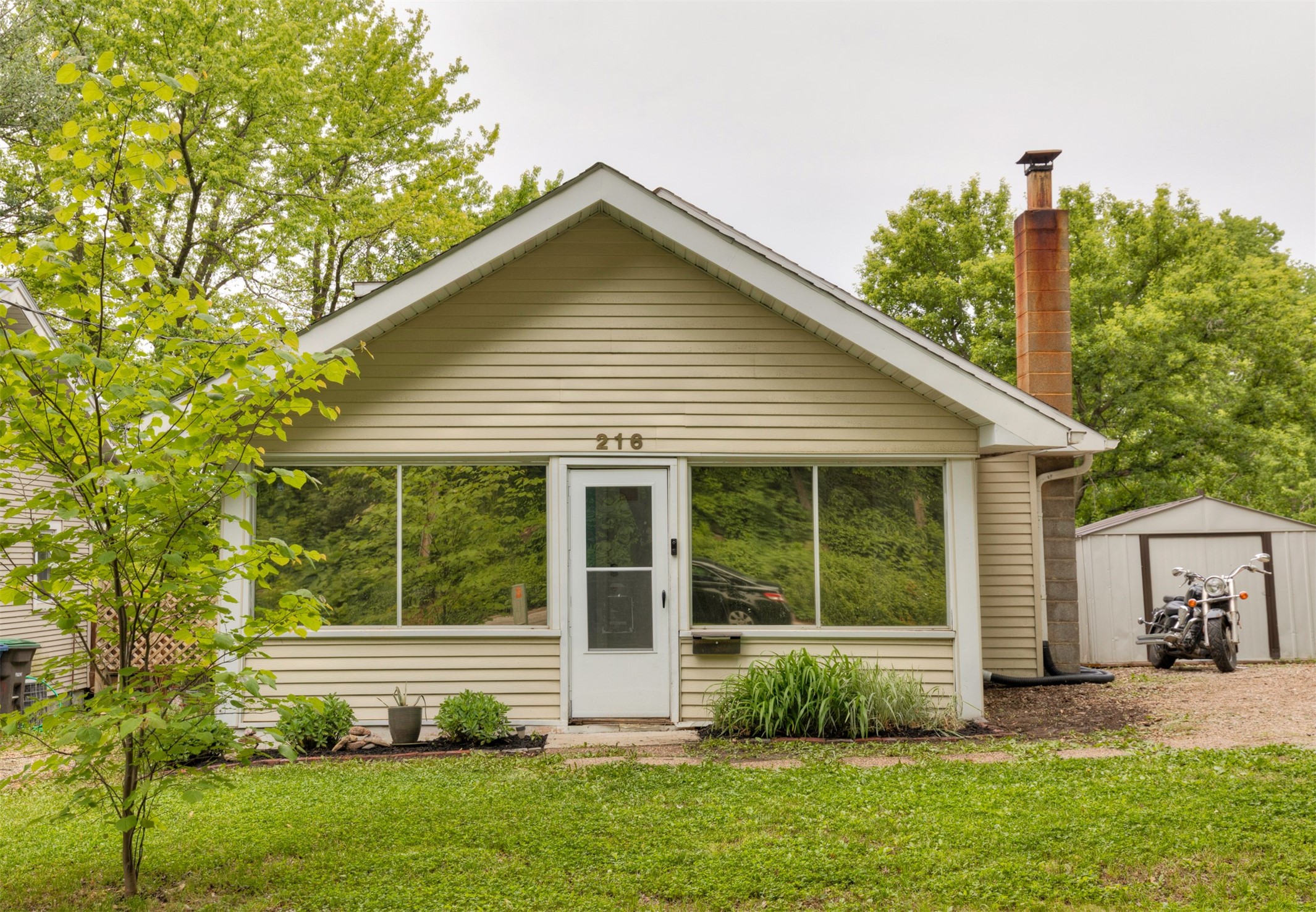 216 56th Street, Des Moines, Iowa image 2