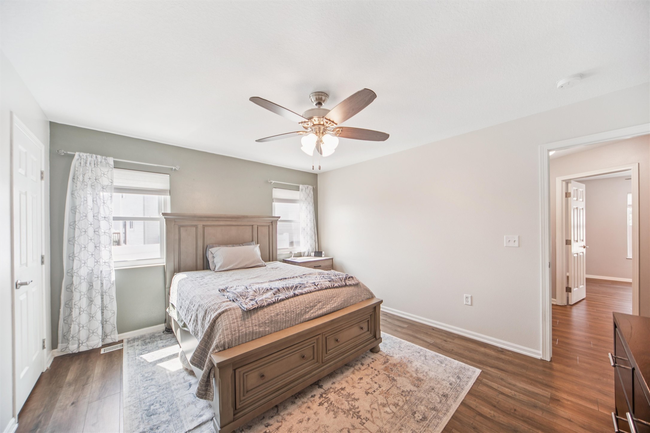 Bondurant, Iowa 50035, United States, 5 Bedrooms Bedrooms, ,3 BathroomsBathrooms,Residential,Active,204858