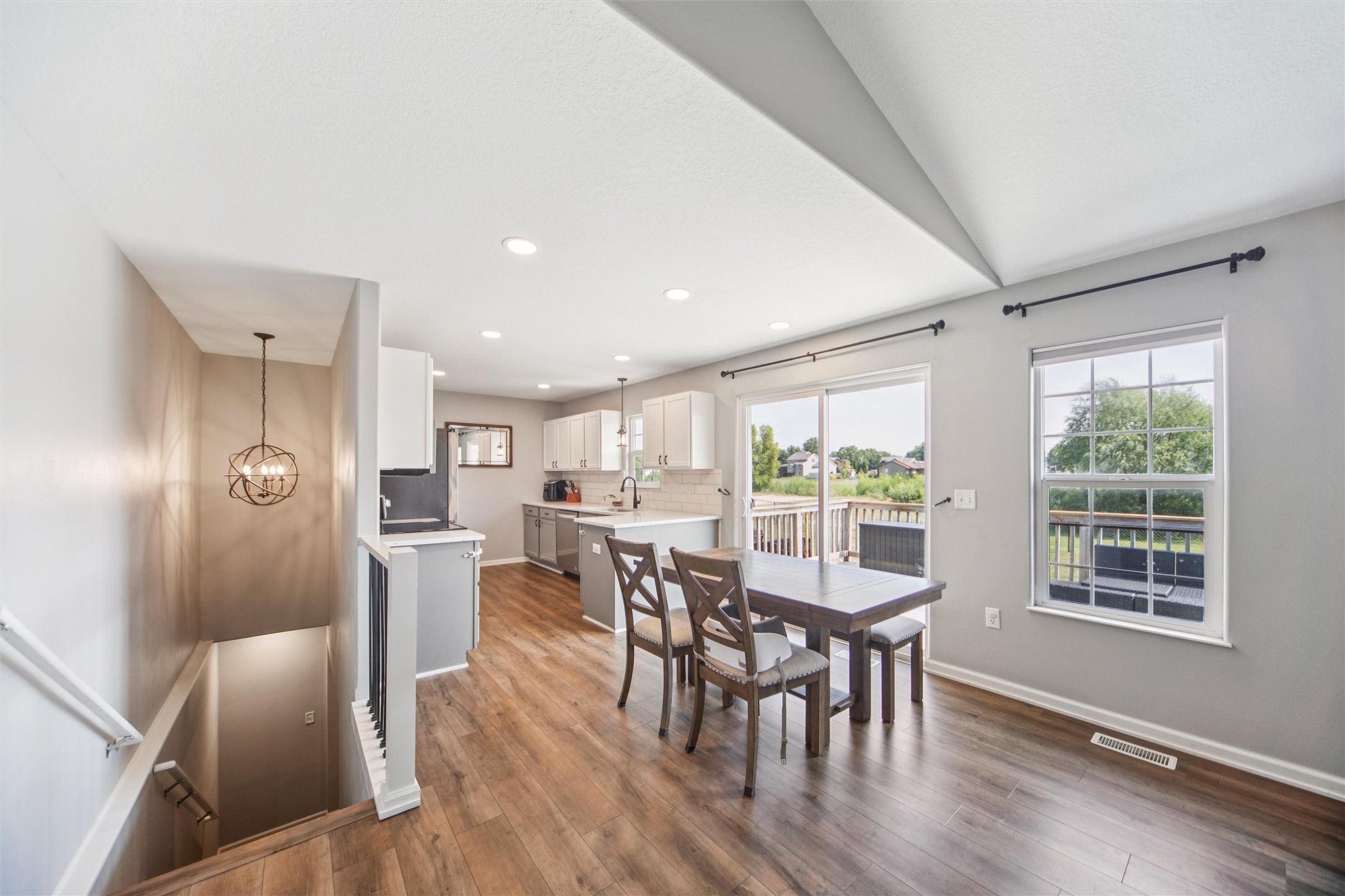 Bondurant, Iowa 50035, United States, 5 Bedrooms Bedrooms, ,3 BathroomsBathrooms,Residential,Active,204858