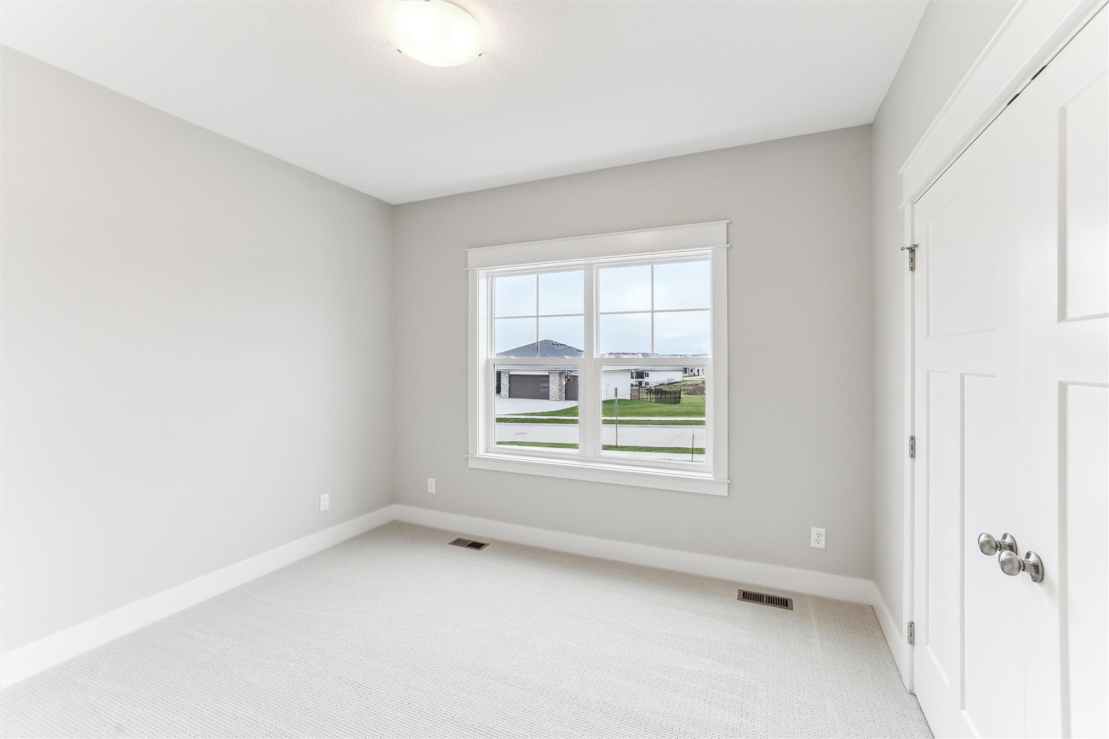 17763 Valley View Drive, Clive, Iowa image 15
