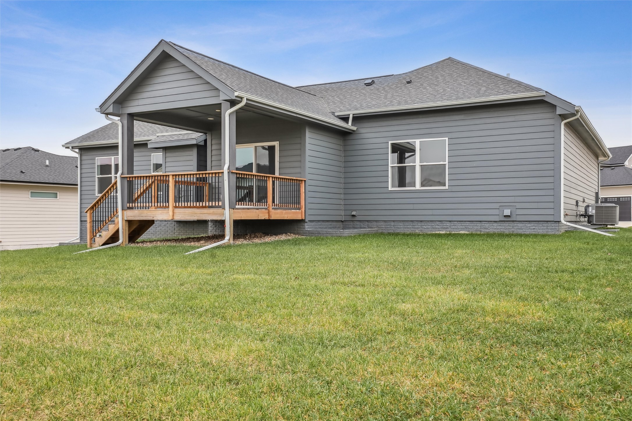 17763 Valley View Drive, Clive, Iowa image 23
