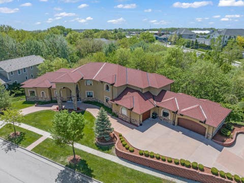 Homes For Sale - 4408 Cochrane Parkway<br/> Ames, IA 50014