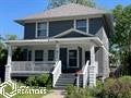 Homes For Sale - 811 8th Avenue<br/> Grinnell, IA 50112