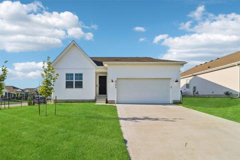 Homes For Sale - 4204 NE 16th Street<br/> Polk County, Ankeny, IA 50021