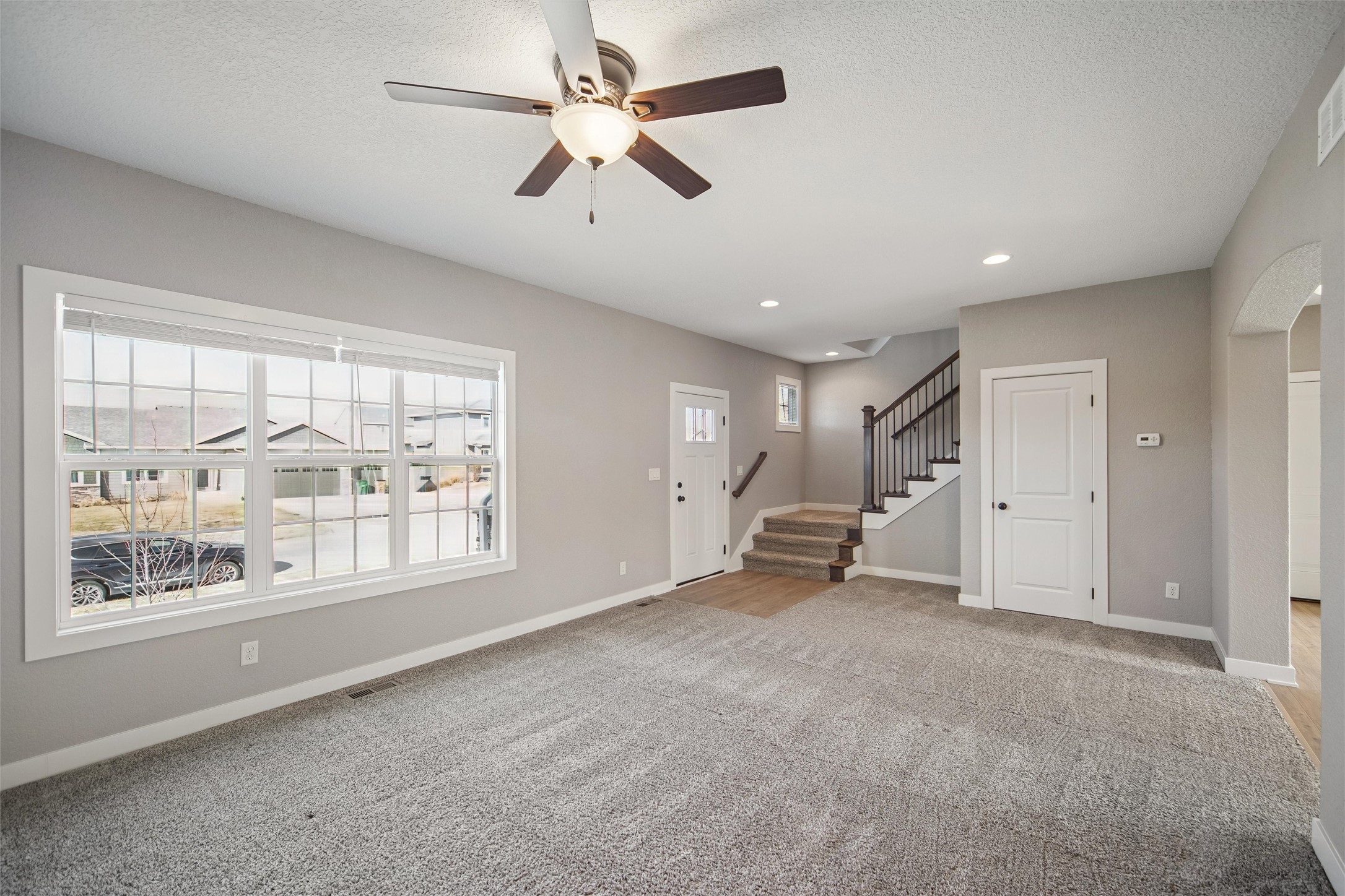 961 Bridgeview Street