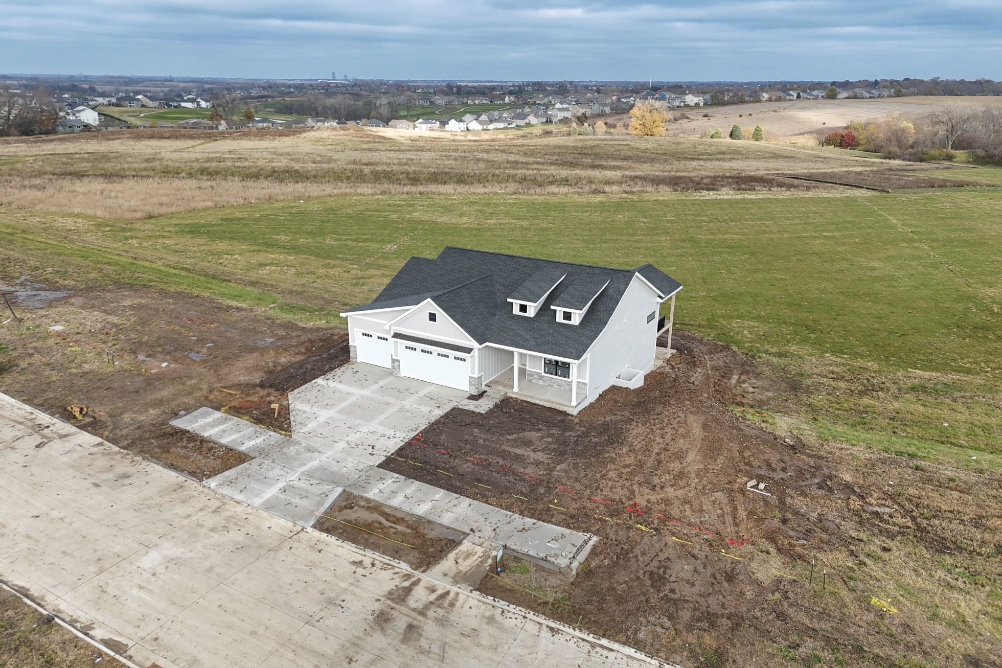 1216 Orchard Hills Drive, Norwalk, Iowa image 9