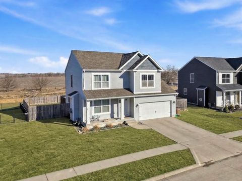 Homes For Sale - 3409 Hawthorn Drive<br/> Bondurant, IA 50035