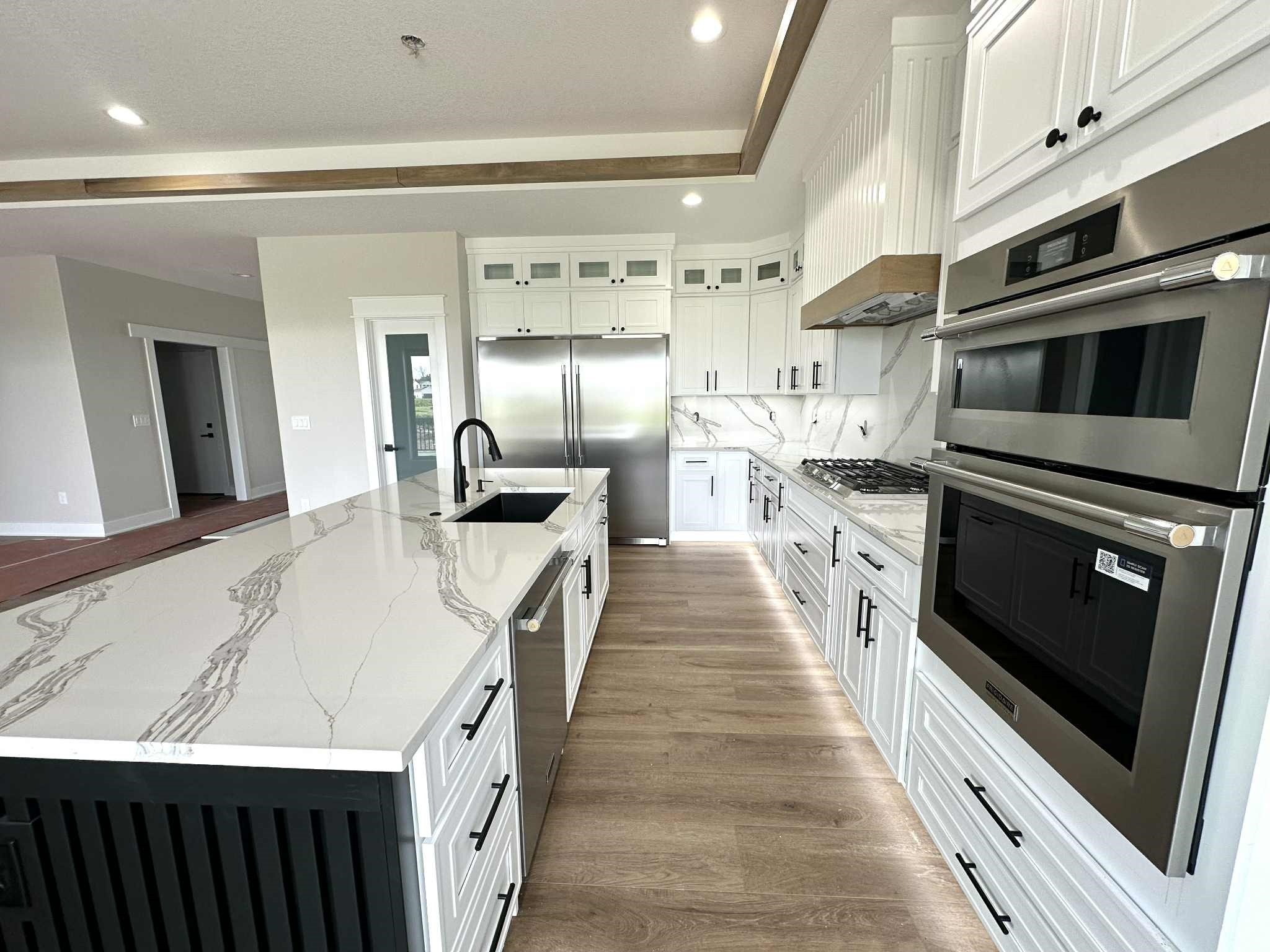1405 NW Bull Run Court