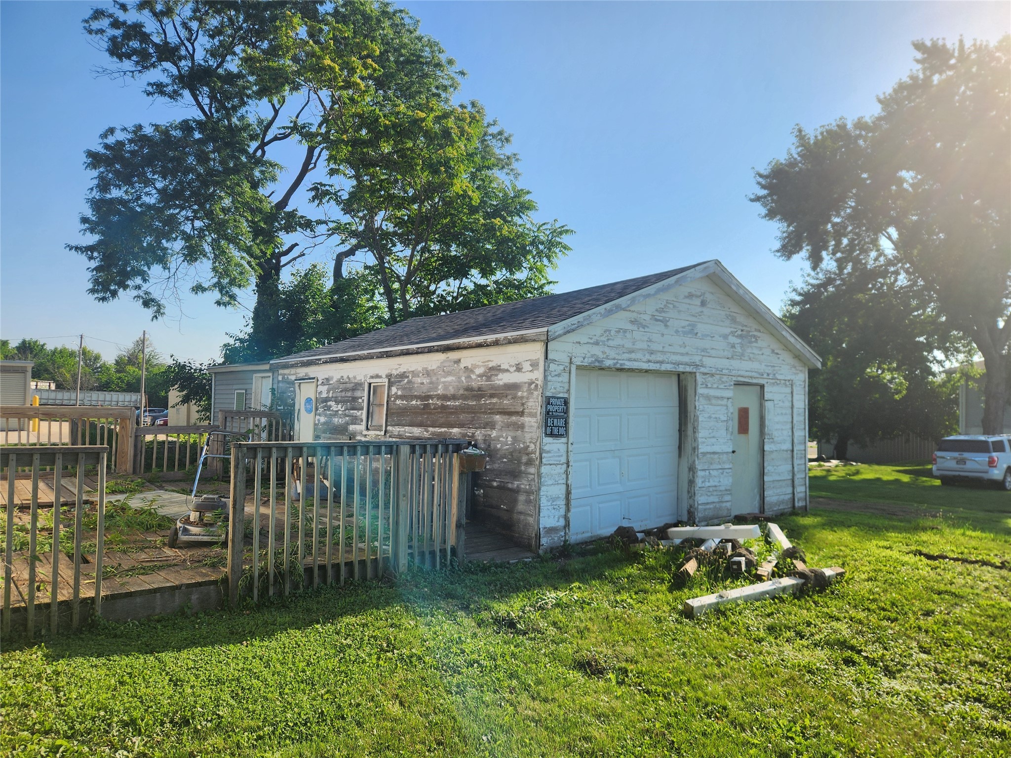 1505 E Robinson Street