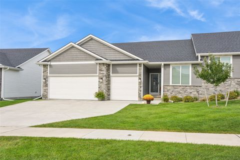 Condo For Sale - 5418 NE Briarwood Drive<br/> Ankeny, IA 50021