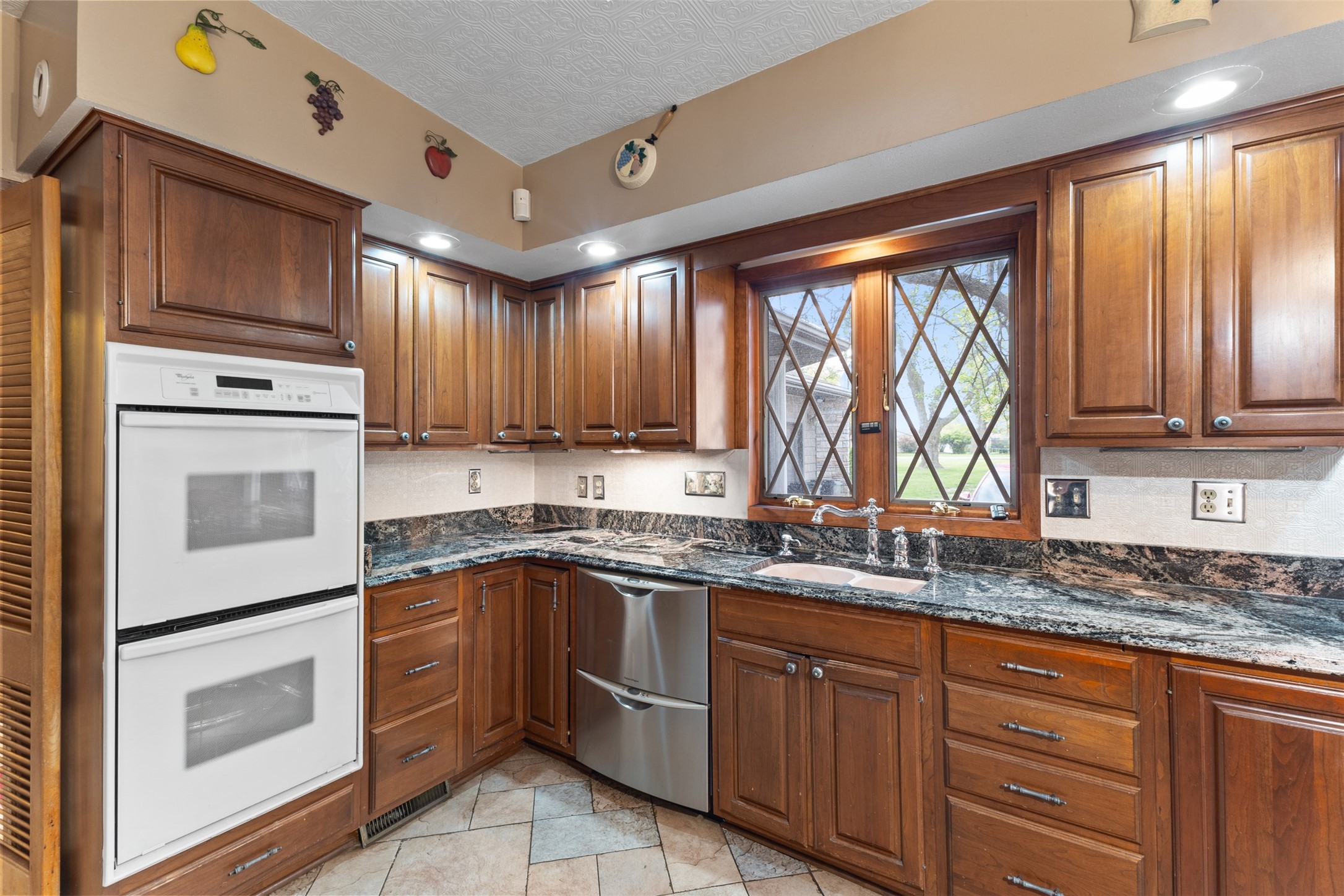 1608 W Lincoln Way, Marshalltown, Iowa image 4