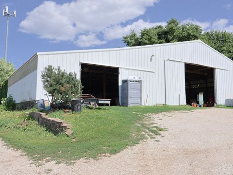 8753 SW 9th Street Des Moines IA 50320