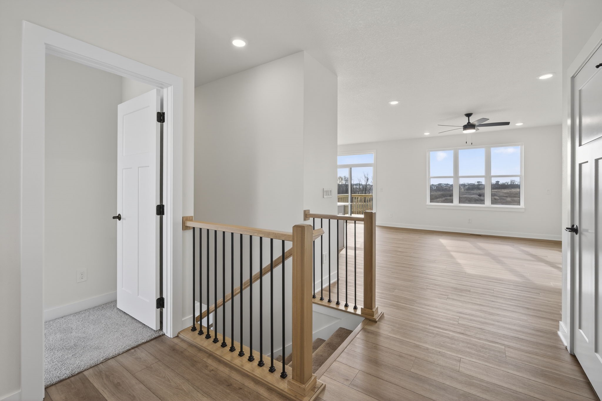 718 Plainside Avenue