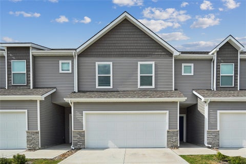 Condo For Sale - 1226 NW 33rd Lane<br/> Ankeny, IA 50023