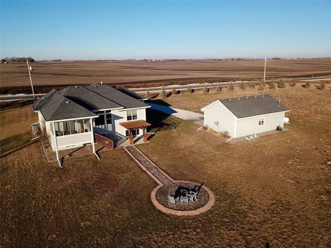 Homes For Sale - 17914 N Avenue<br/> Dallas County, Minburn, IA 50167