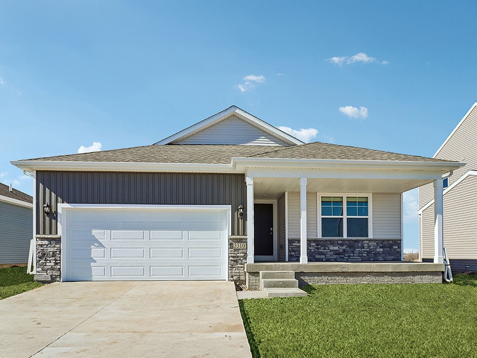 Photo 1 of 27 — 1405 Mallard Lane, Waukee, IA 50263
