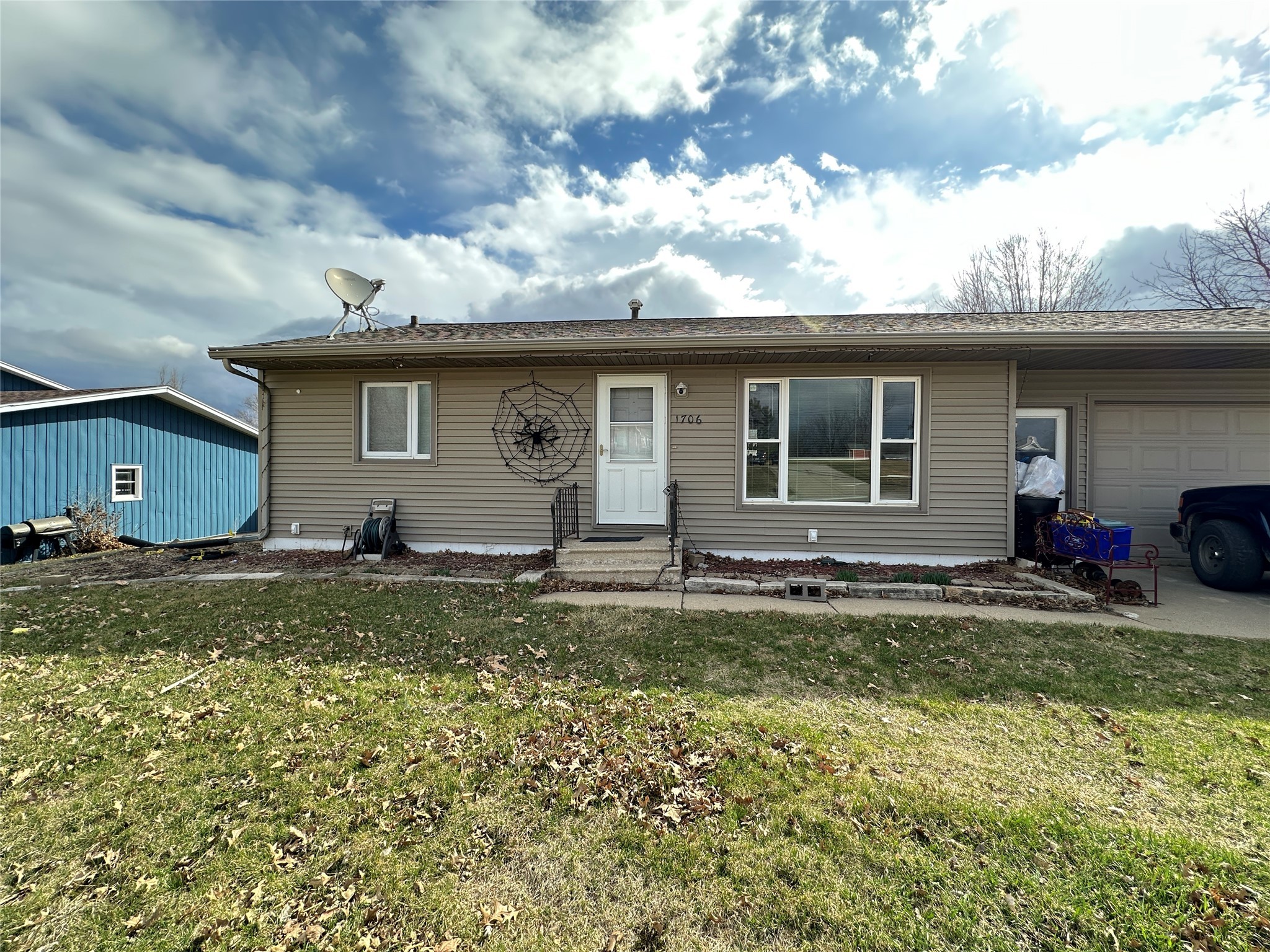 1706 S 6th Street, Marshalltown, Iowa image 1