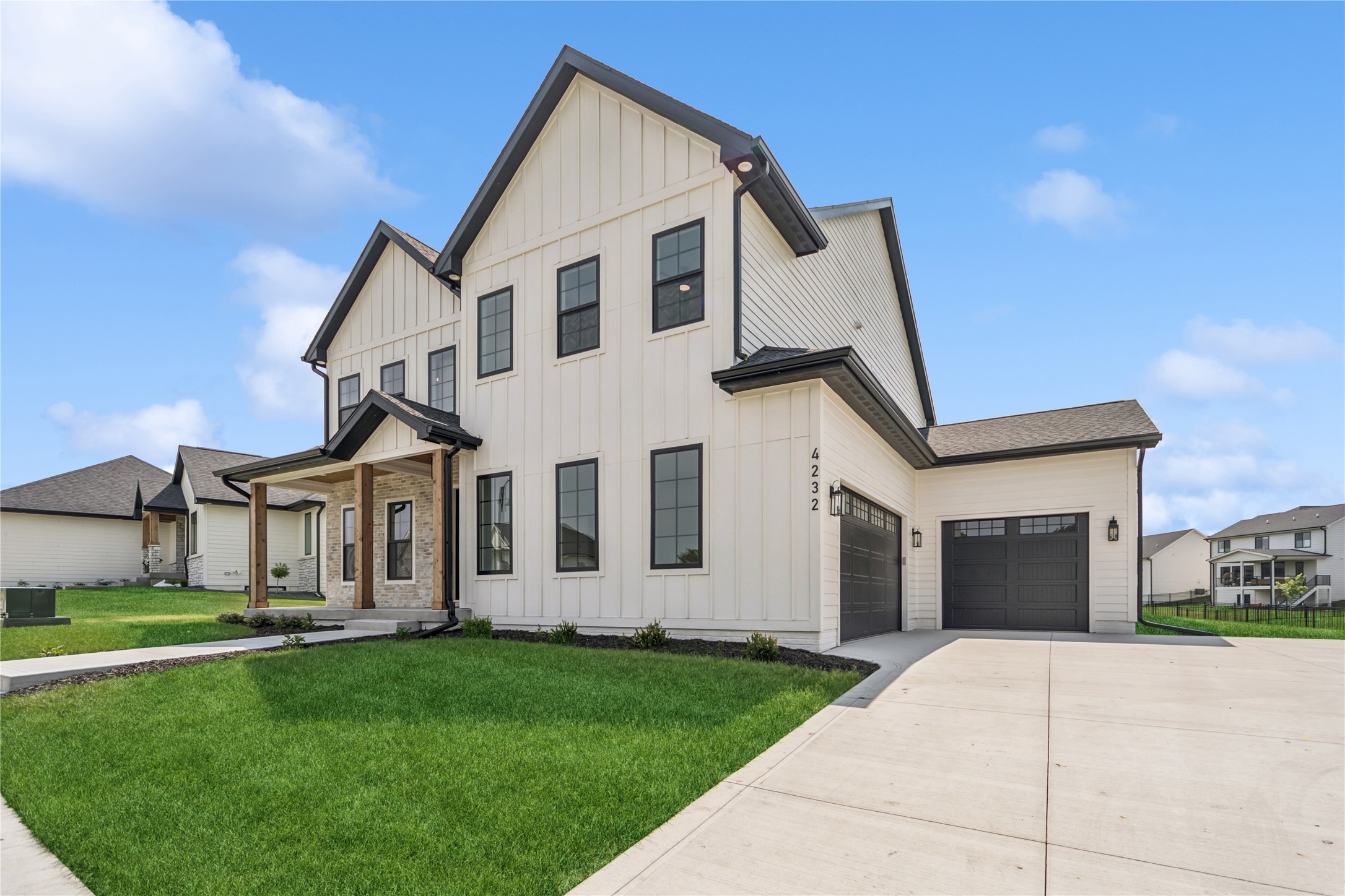 4232 Westgate Parkway, Clive, Iowa image 2