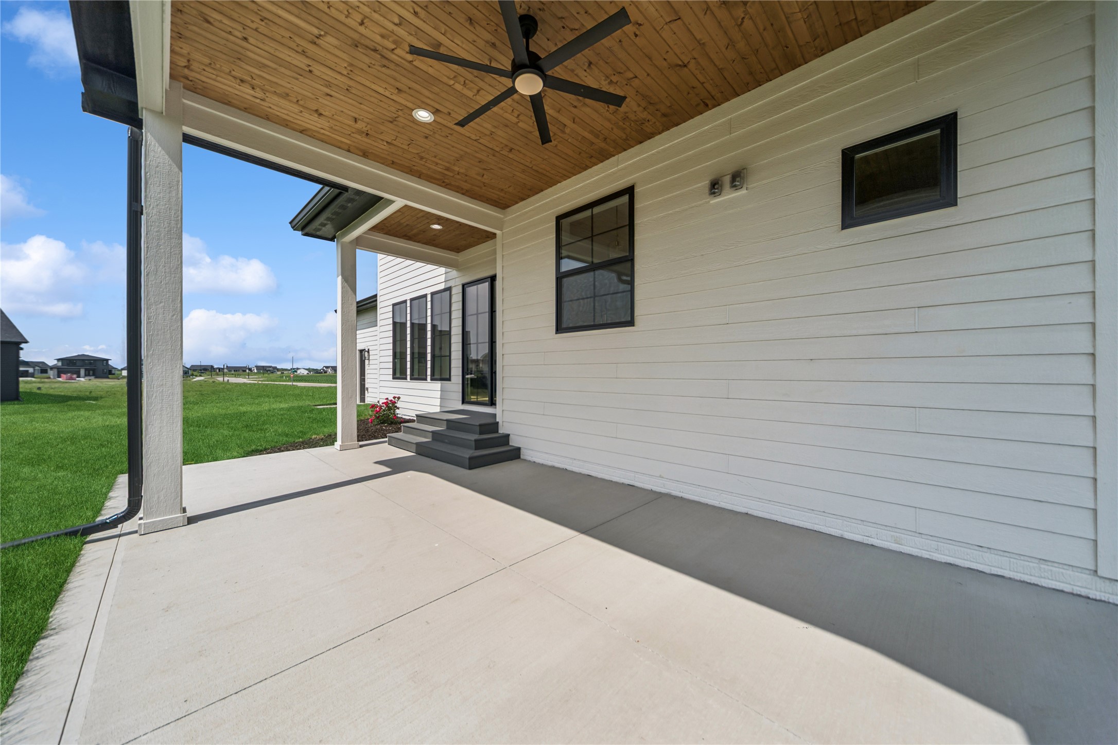 4232 Westgate Parkway, Clive, Iowa image 31