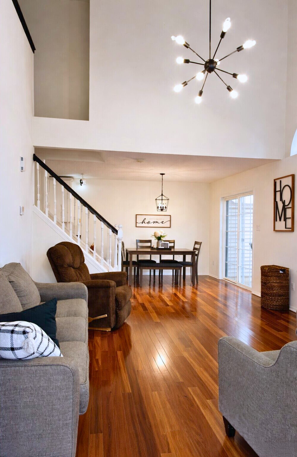 2241 Grand Avenue 11