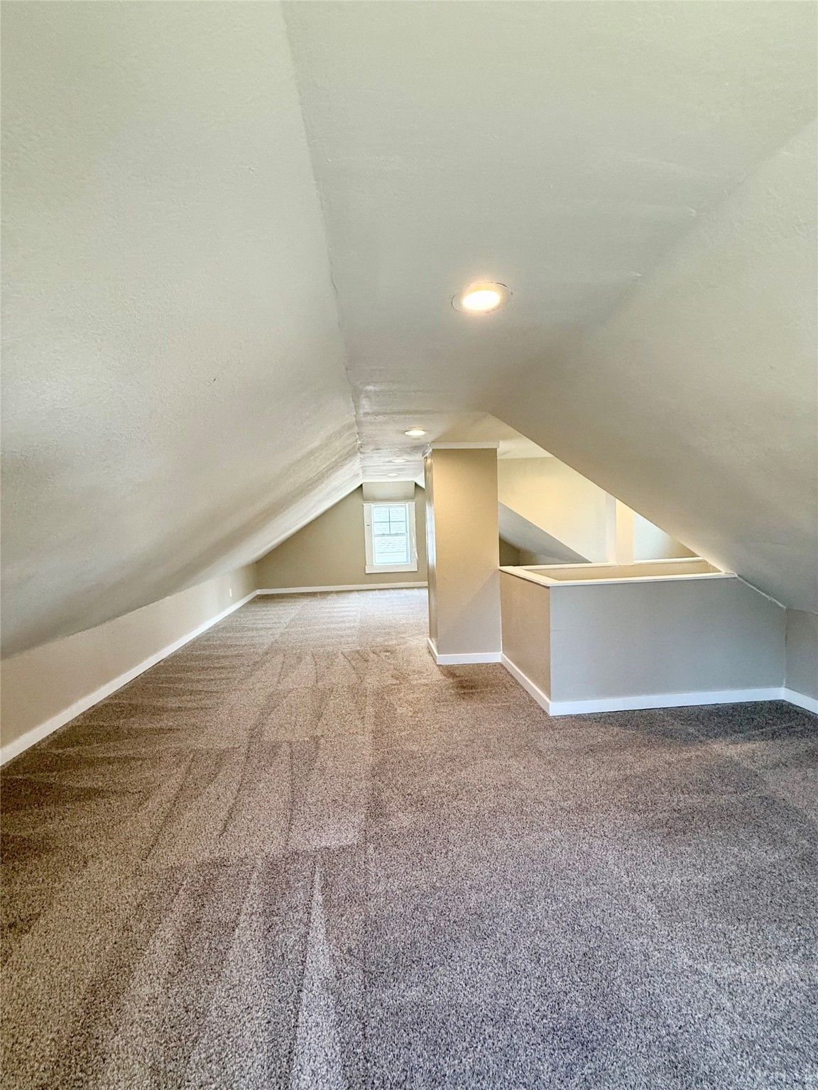 334 E Edison Avenue, Des Moines, Iowa image 9