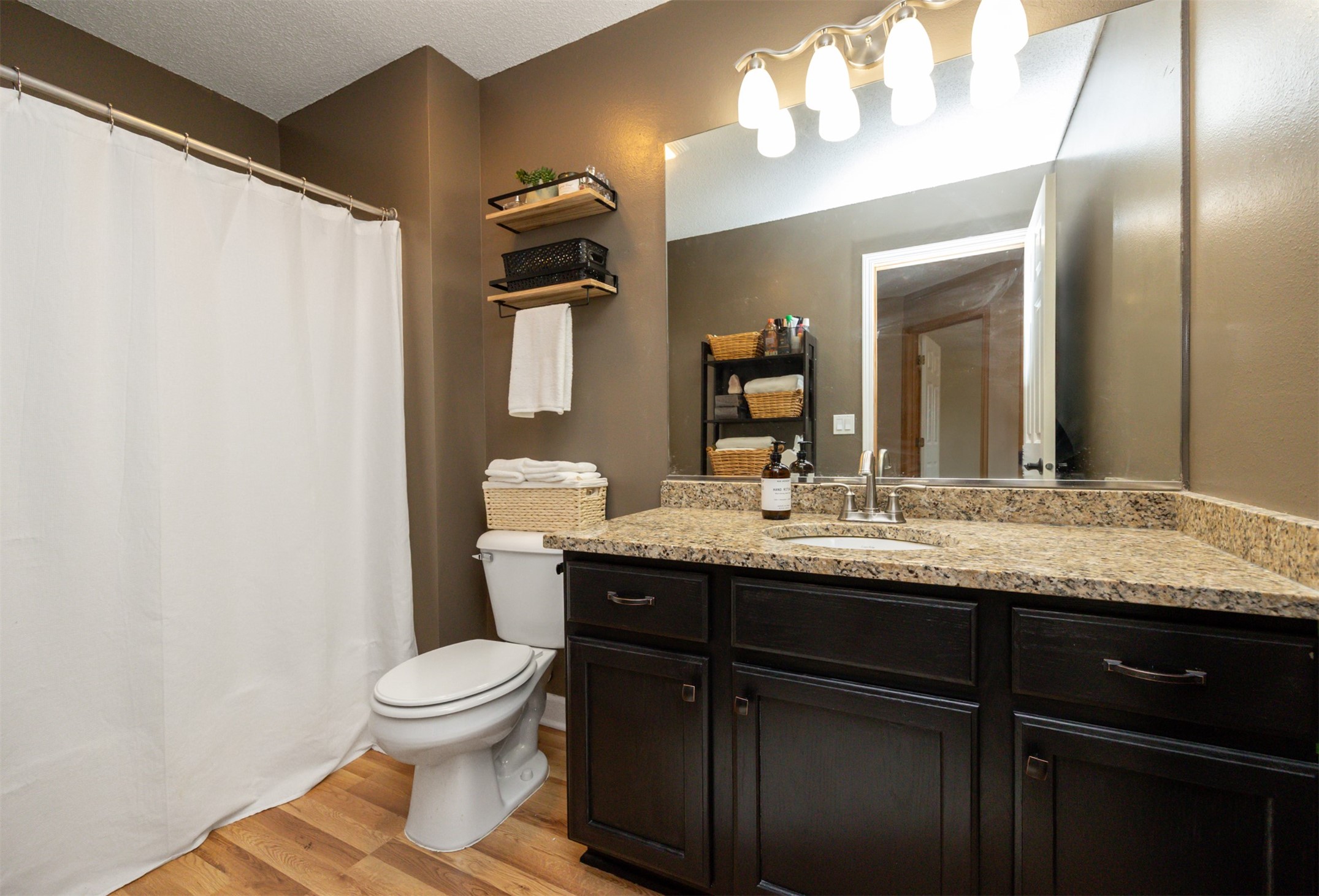 811 Burr Oaks Drive #307, West Des Moines, Iowa image 22