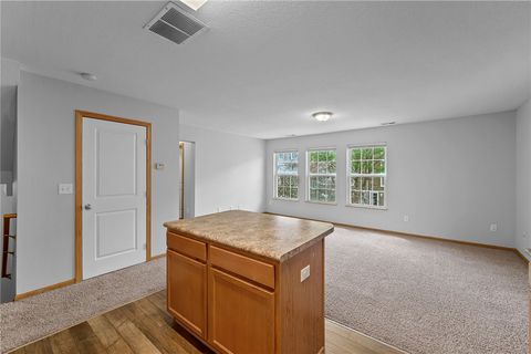 Condominium in Waukee IA 309 Olivewood Drive 9.jpg